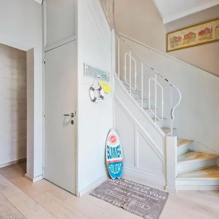 Lustucru First Floor In Villa